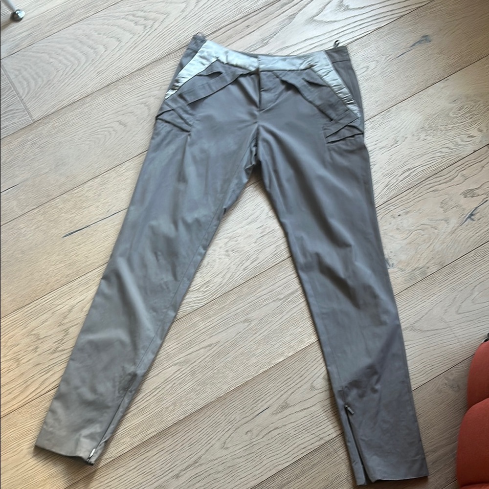 Gucci Stylish Gray Pants size 42